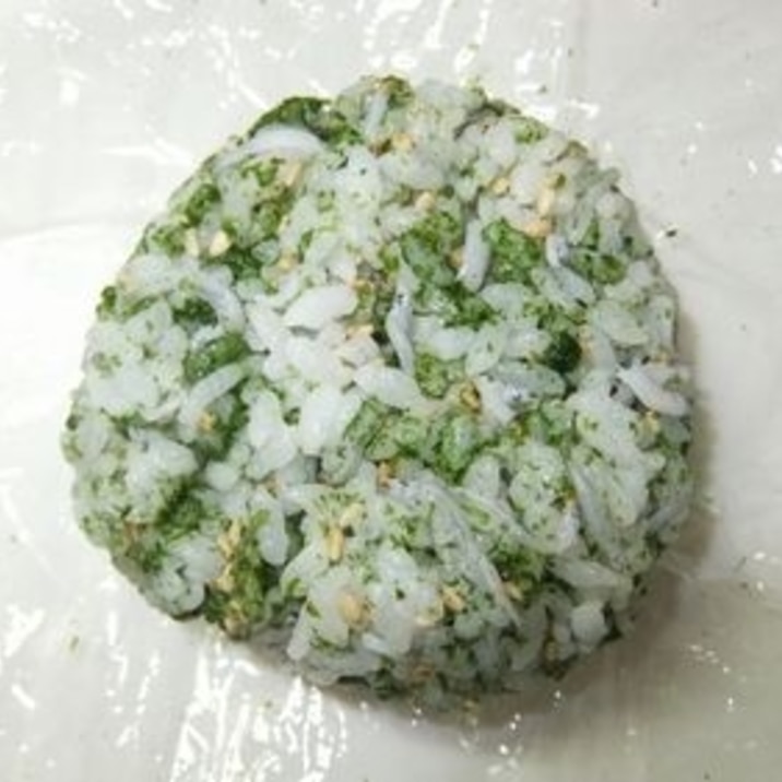 しらすと青のりのおにぎり レシピ 作り方 By はるチャン11 楽天レシピ しらすと青のりのおにぎり レシピ 作り方 By はるチャン11 楽天レシピ